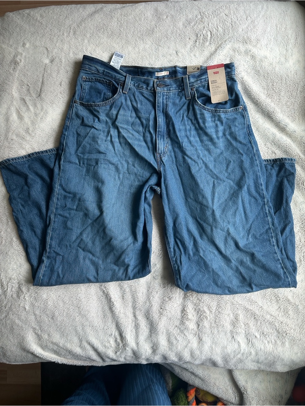 ✨NWT✨ Levi’s Cinch Baggy Jeans - Comfortable Everyday Fit